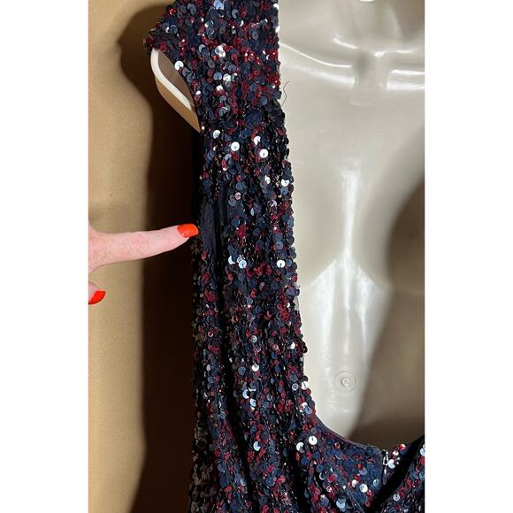 Theia Mixed Berry Sequin Dress 8 - Picture 11 of 14